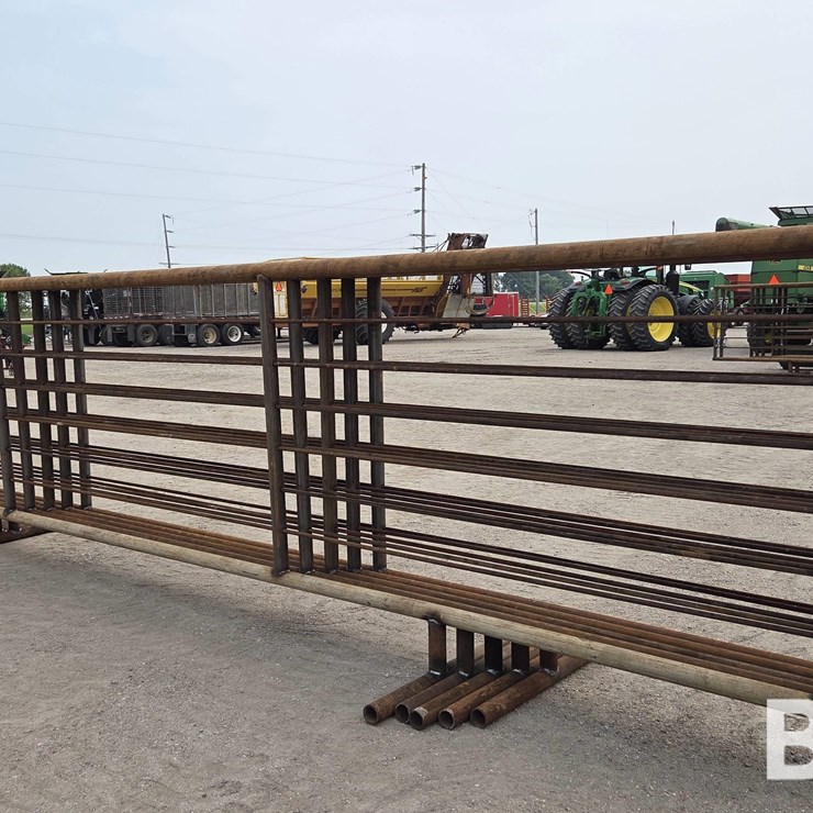 24' Free Standing Panels (BID PER UNIT)