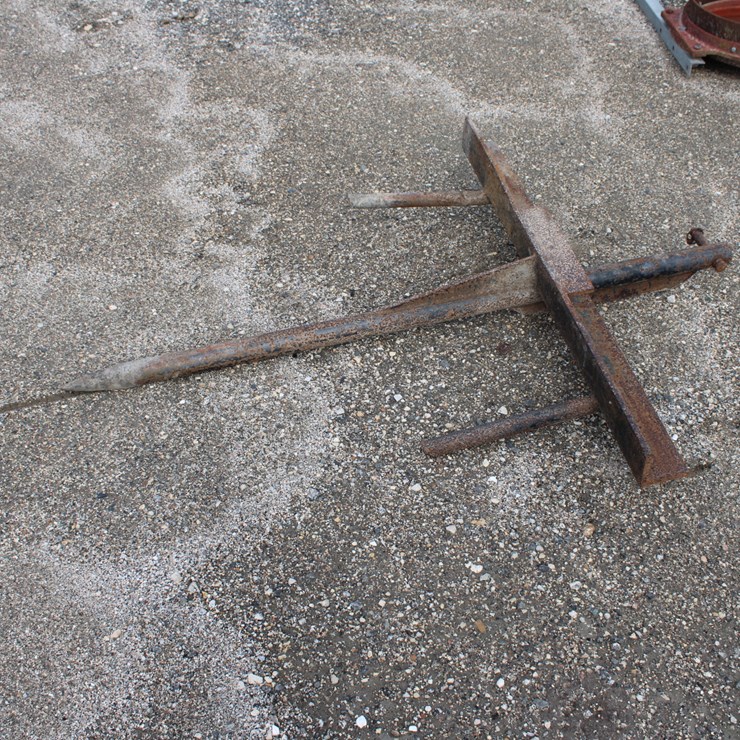 #4103 • Hay Spear