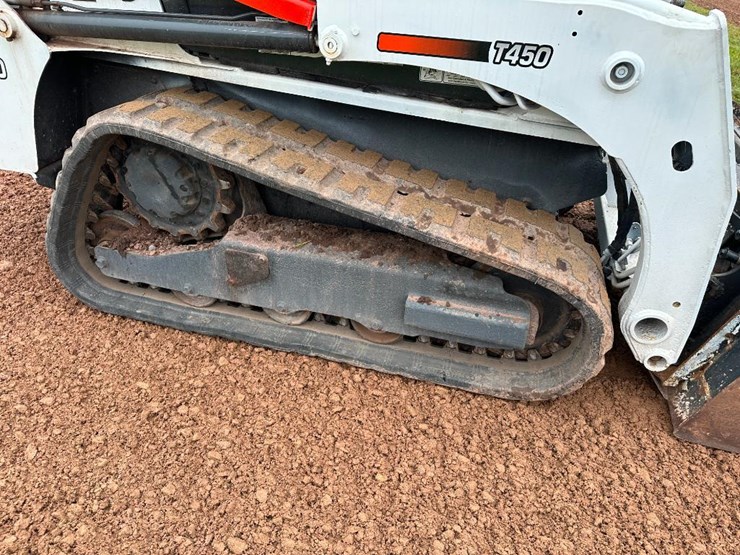 2017-bobcat-t450-image-20
