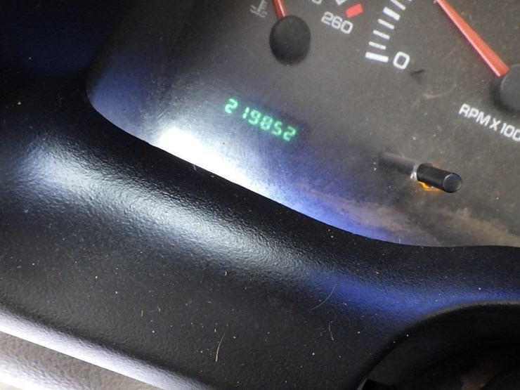 2001-dodge-1500-image-17
