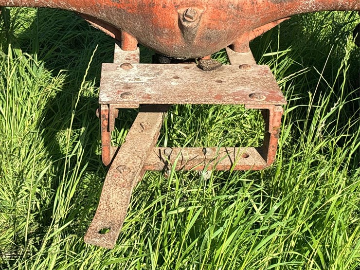 allis-chalmers-unstyled-wc-image-34