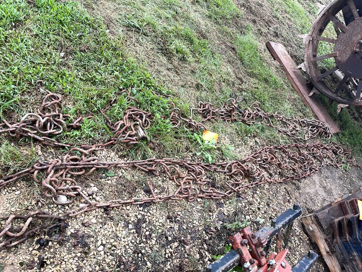 #7497-•-(2)-tractor-tire-chains-image-5