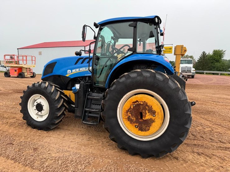 2016-new-holland-ts6.110-image-4