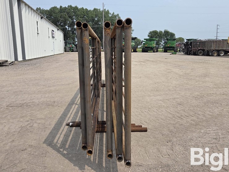 24'-free-standing-panels-(bid-per-unit)-image-4
