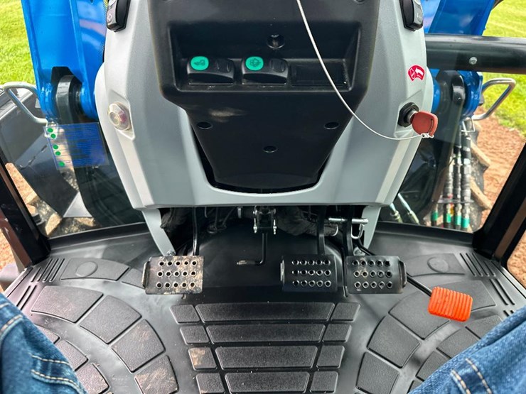 2022-new-holland-workmaster-55-image-61