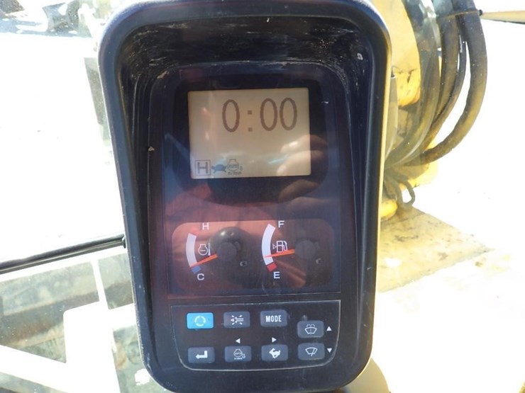 kobelco-sk85cs-3e-image-30