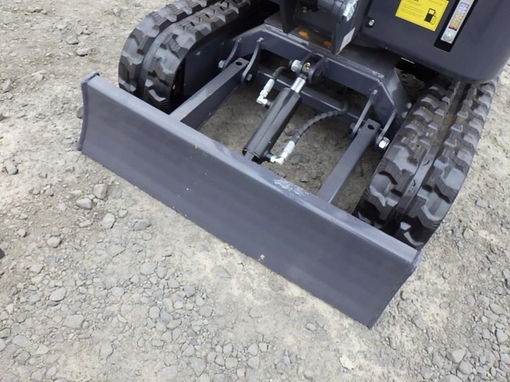 2025-cfg-mx15rx-hydraulic-excavator-image-9