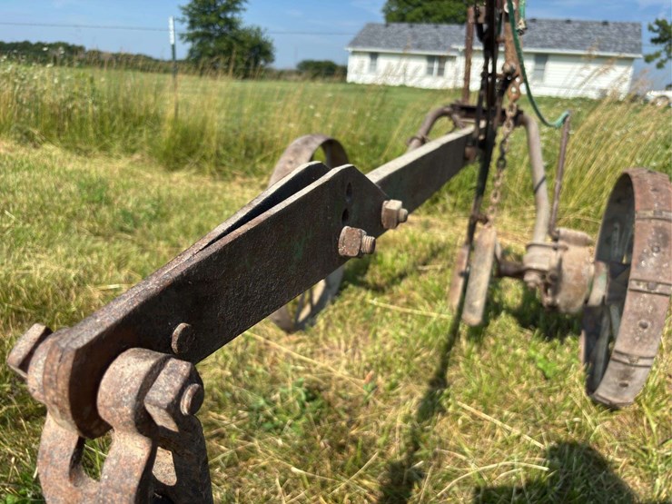 john-deere-subsoiler-image-9