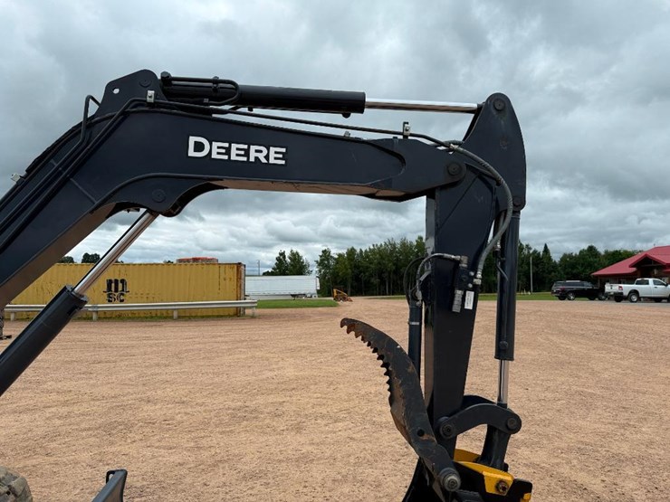 2021-deere-60g-image-32