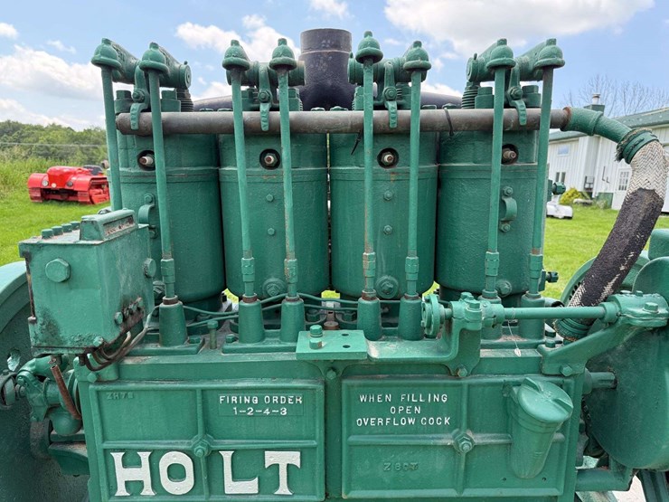 holt-4-cylinder-engine.-image-18
