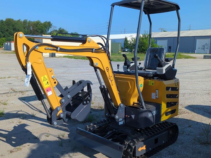 cfg-industrial-mini-excavator---mx12rx---(2025)-image-1
