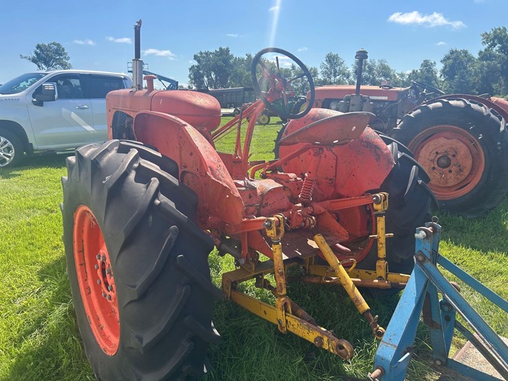 allis-chalmers-wd-tractor-image-4
