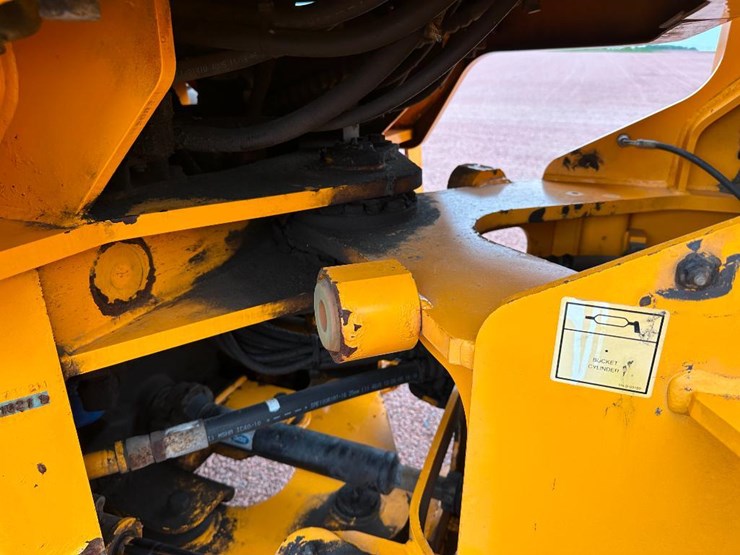 2007-hyundai-hl730-image-40
