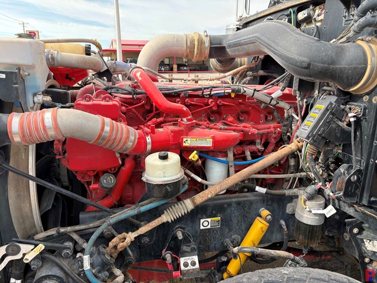 2014-peterbilt-367-image-9