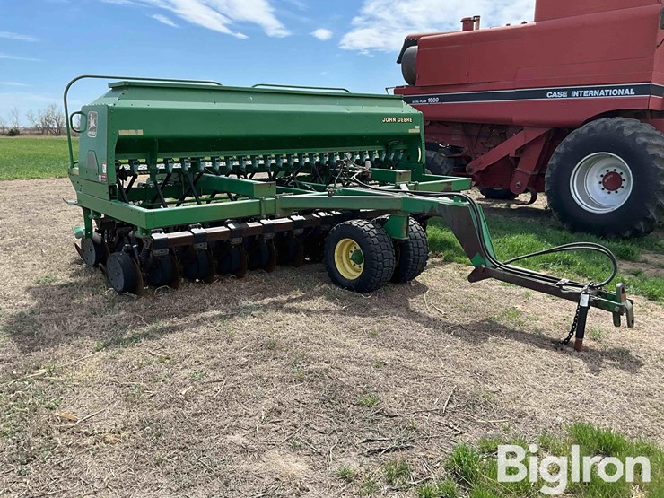 john-deere-1560-image-3