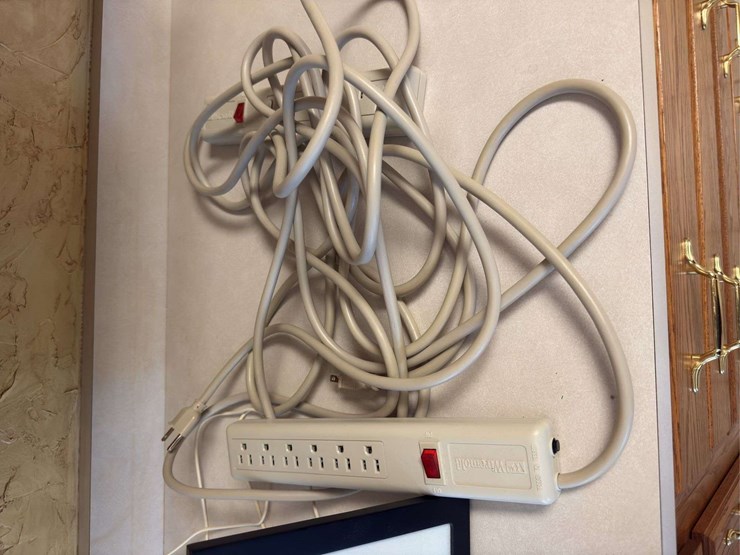sky-light-frame-and-2-power-strips-image-2