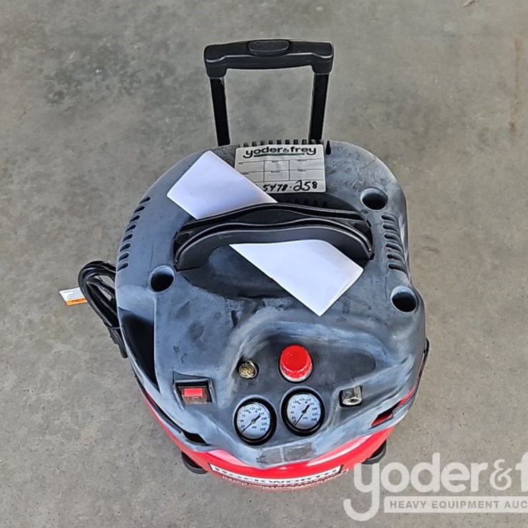 Unused 6 Gal Porter Cable Air Compressor