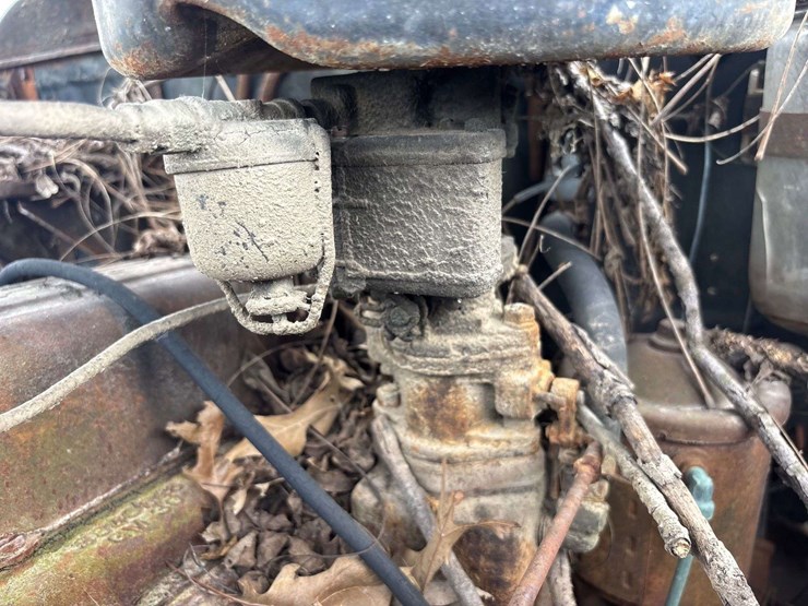 chevy-400-truck-with-minneapolis-moline-corn-sheller-image-94