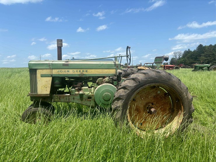john-deere-720-image-2