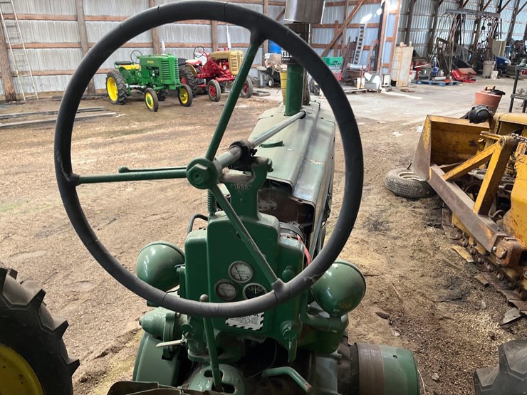 john-deere-b-image-10