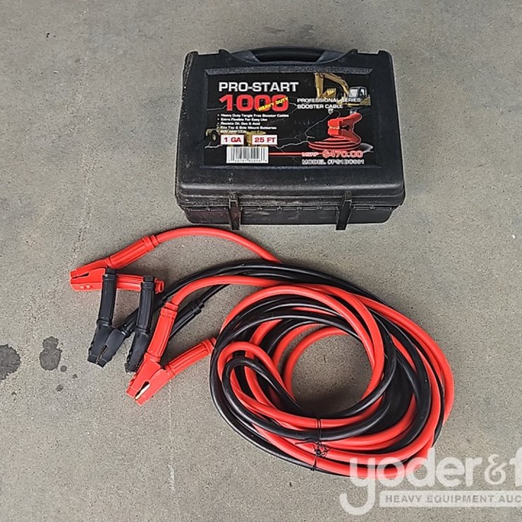 Unused 1 Gauge 25' HD Booster Cable c/w Carry Case
