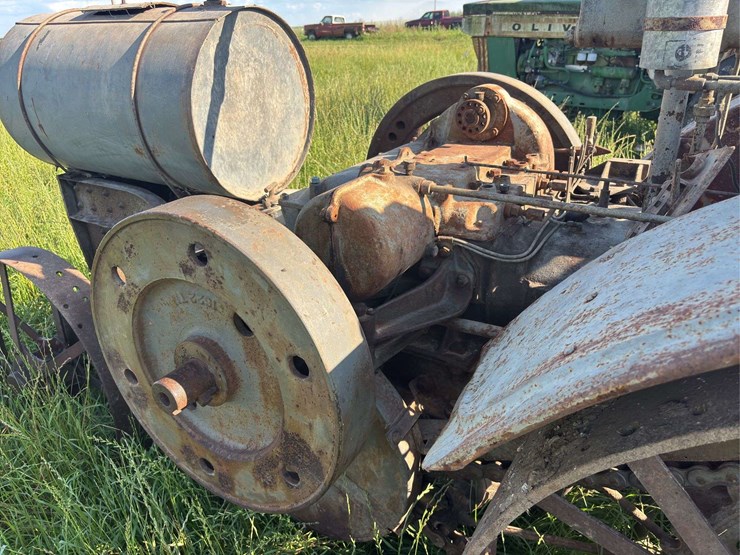 mccormick-deering-titan-10-20-image-67