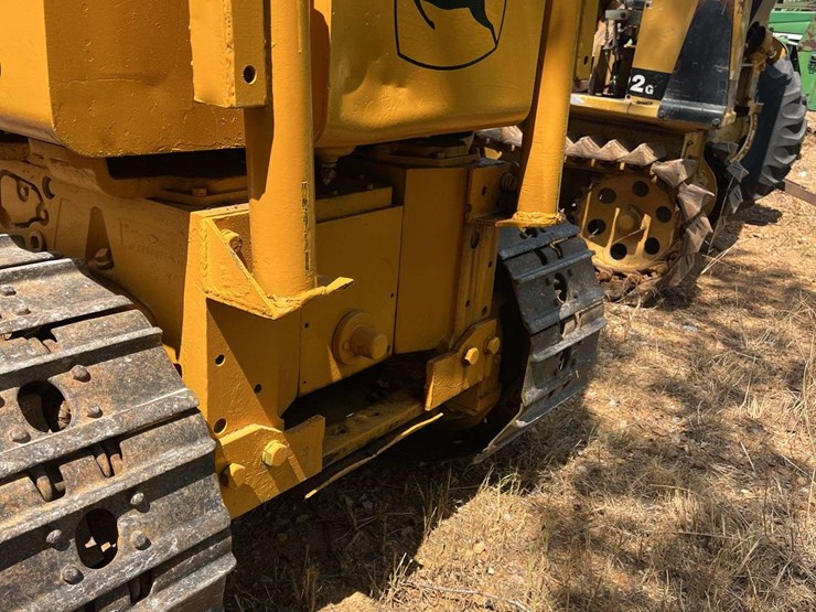 deere-450b-image-15
