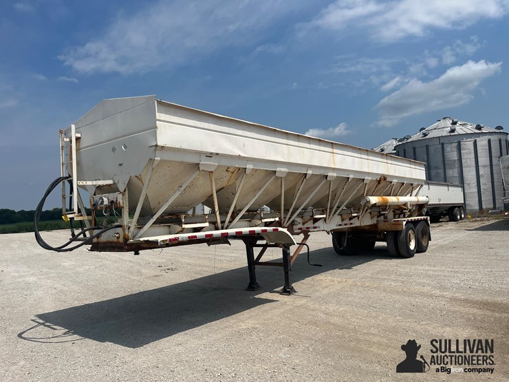 1995-ray-man-t/a-fertilizer-tender-trailer-image-1