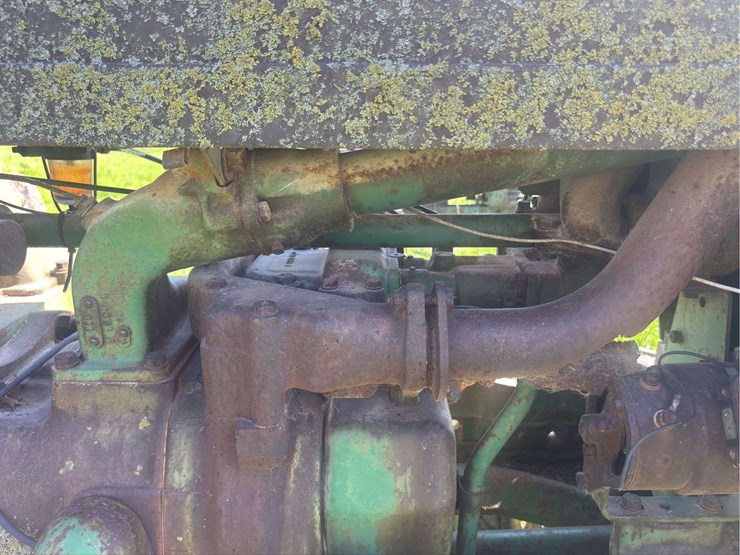john-deere-70-image-25