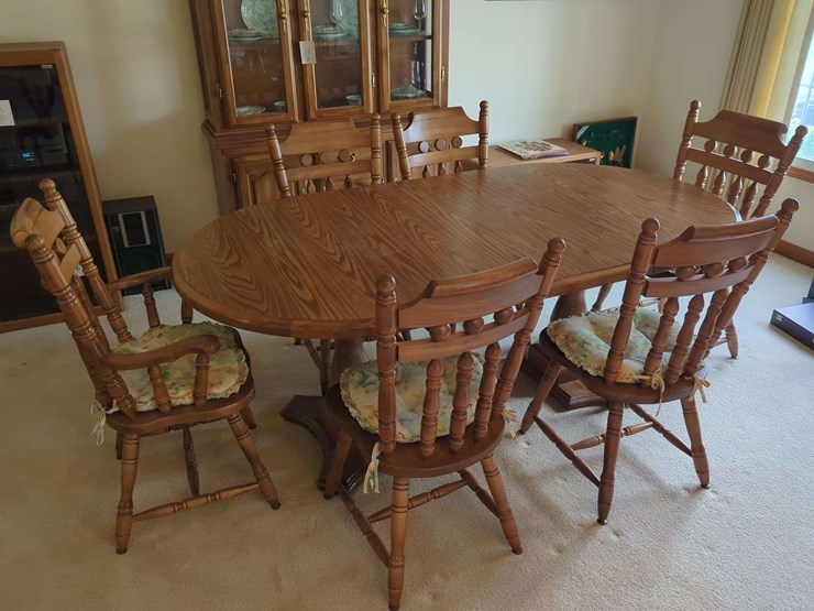 dining-room-table-with-(6)-chairs---78"-x-42"-top-image-1