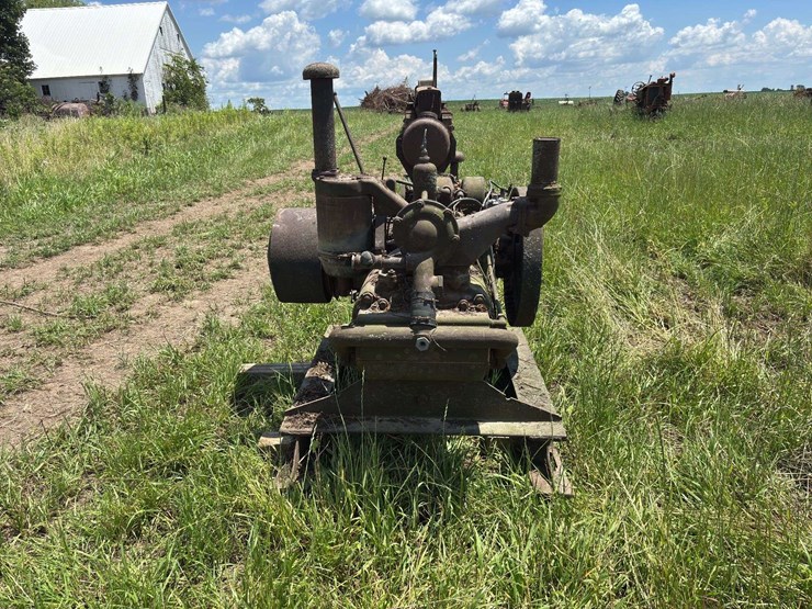1934-john-deere-w113-stationary-engine-image-2