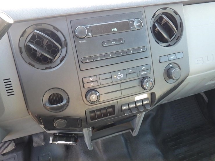 2014-ford-f450-image-23