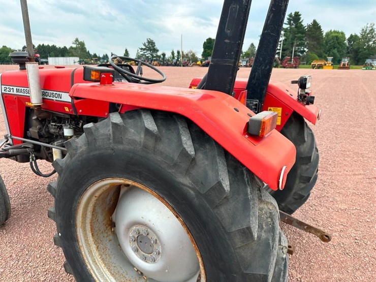massey-ferguson-231-image-14