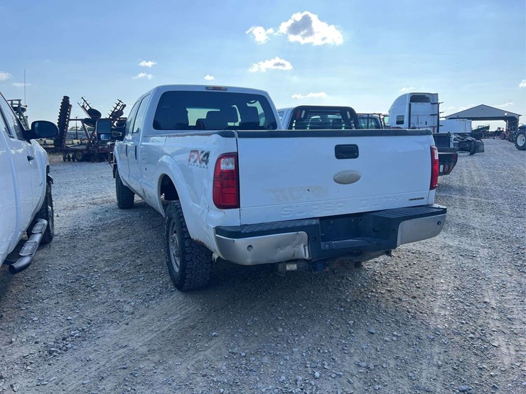 2012-ford-f250-xl-image-2
