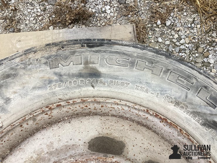 275/80r24.5-tire-&-rim-image-13