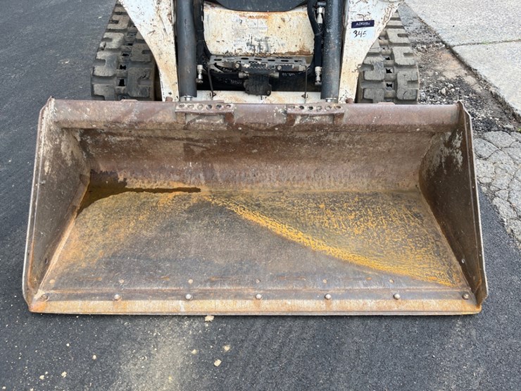 2019-bobcat-t590-image-10