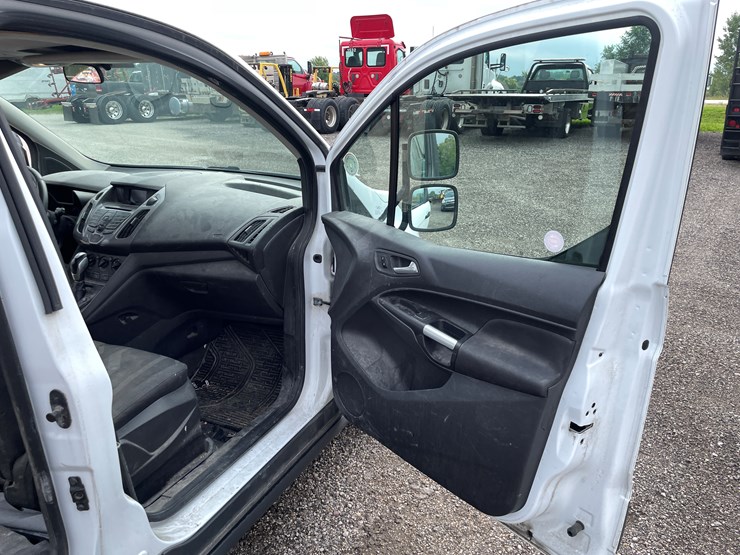 2014-ford-transit-connect-image-28