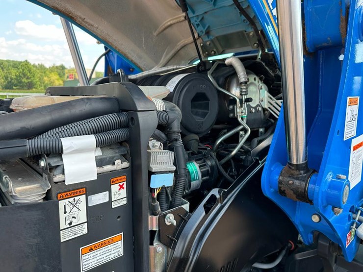 2016-new-holland-t4.120-image-48