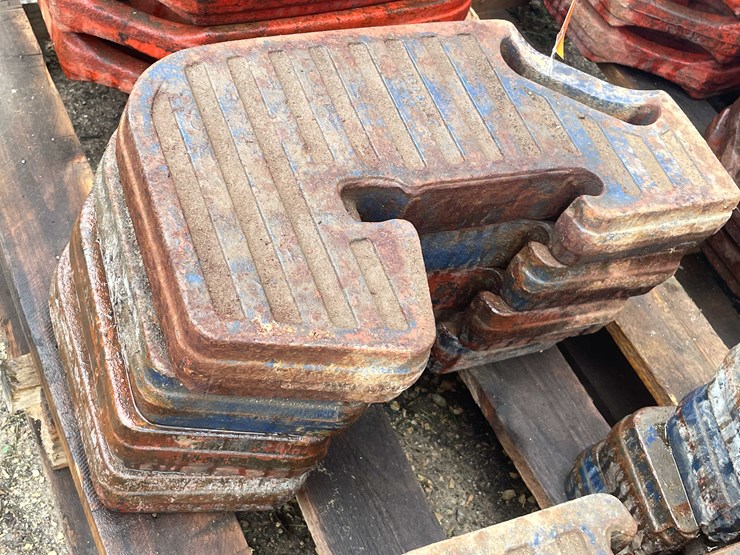 #7479-•-(4)-tractor-weights-image-1