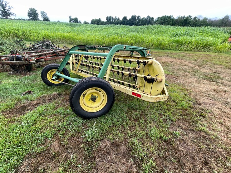 #7454-•-john-deere-hay-rake-image-5