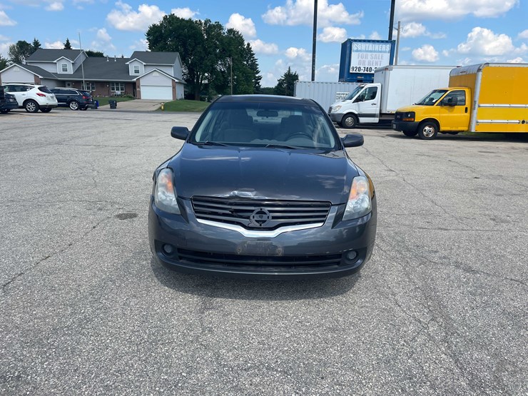 #1297-•-2009-nissan-altima-(no-title)-(of)-image-2