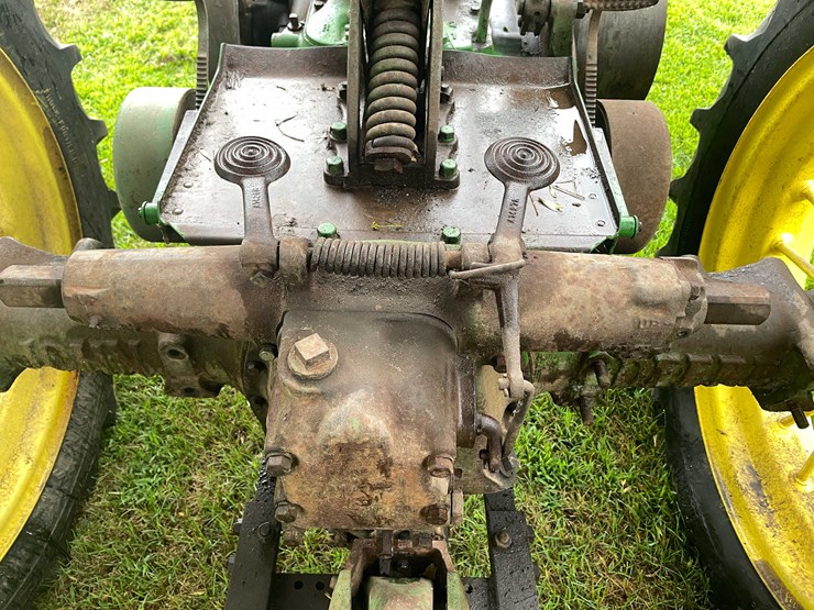 #6676-•-john-deere-parts-tractor-image-17