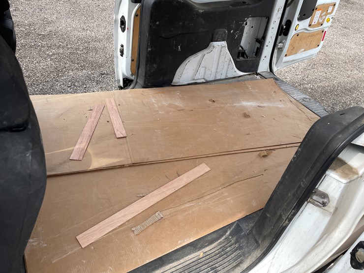 2014-ford-transit-connect-image-19