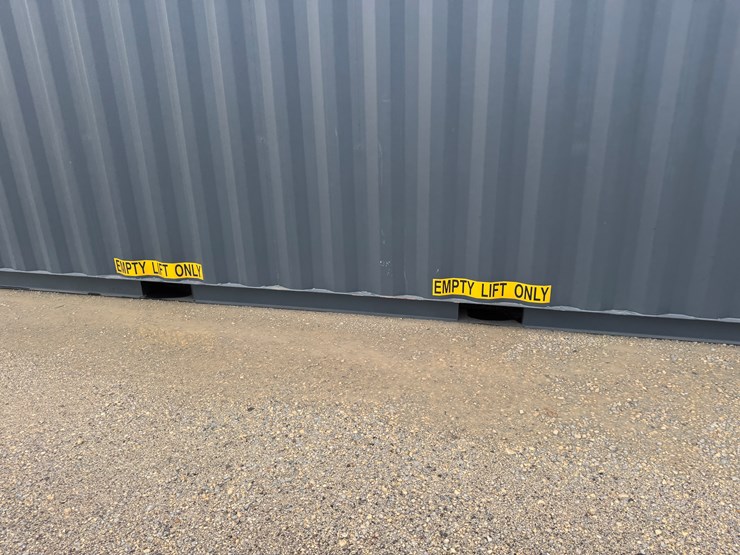 #4425-•-40'-one-trip-shipping-container-image-6