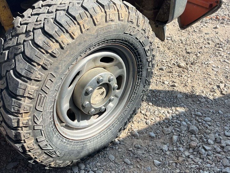 2010-ford-f350-image-21