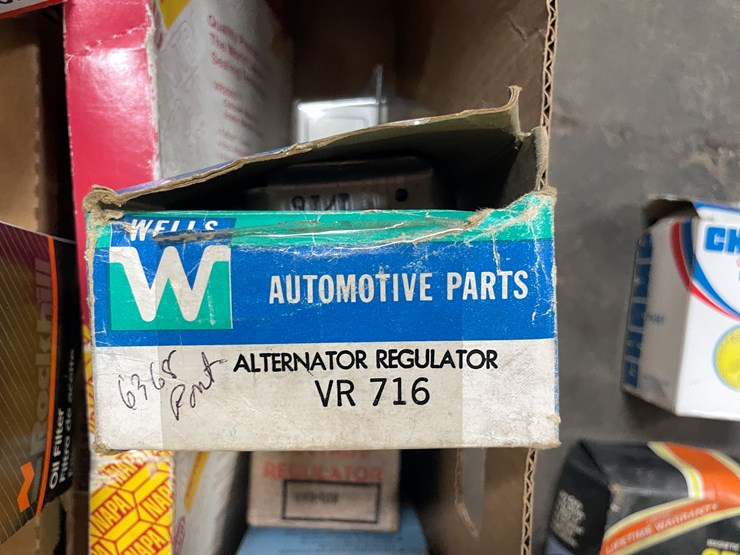 #2099-•-new-nos-and-used-dealership-car-parts-(pr8)-image-8