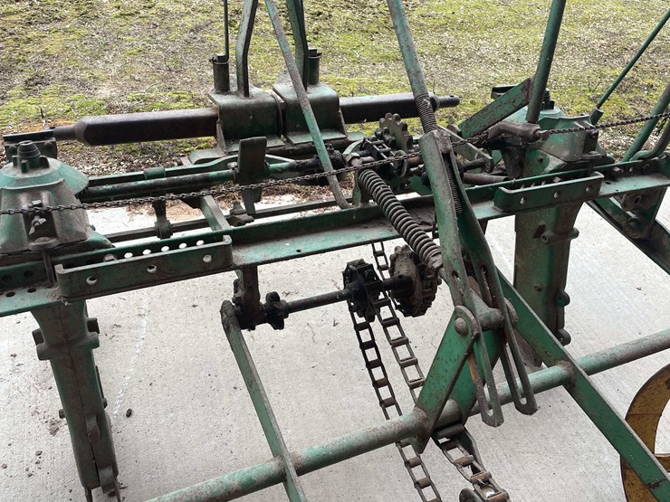 #6695-•-vintage-john-deere-farm-equipment-image-8