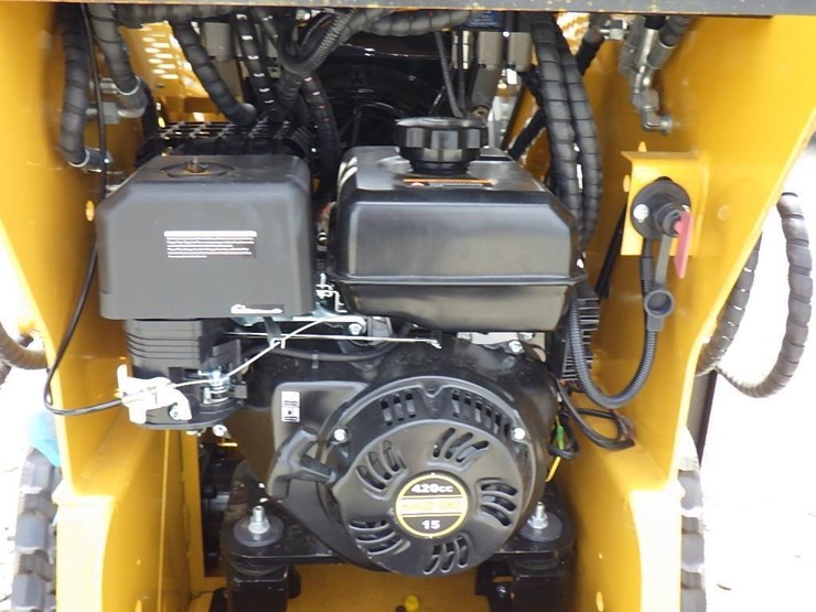2025-agt-mx-mrt14-skid-steer-tracked-loader-image-10