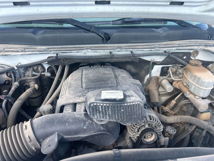 2011-chevy-2500-ext-cab-4x4-pickup-image-41