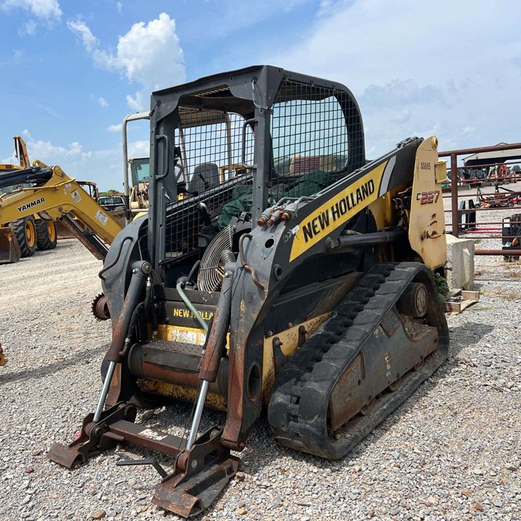 New Holland 227 Skid Steer *INOP